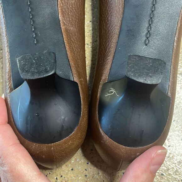 Stuart Weitzman Brown Pebbled Leather Square Toe Kitten Heel Low Heels sz 8N - Picture 9 of 11